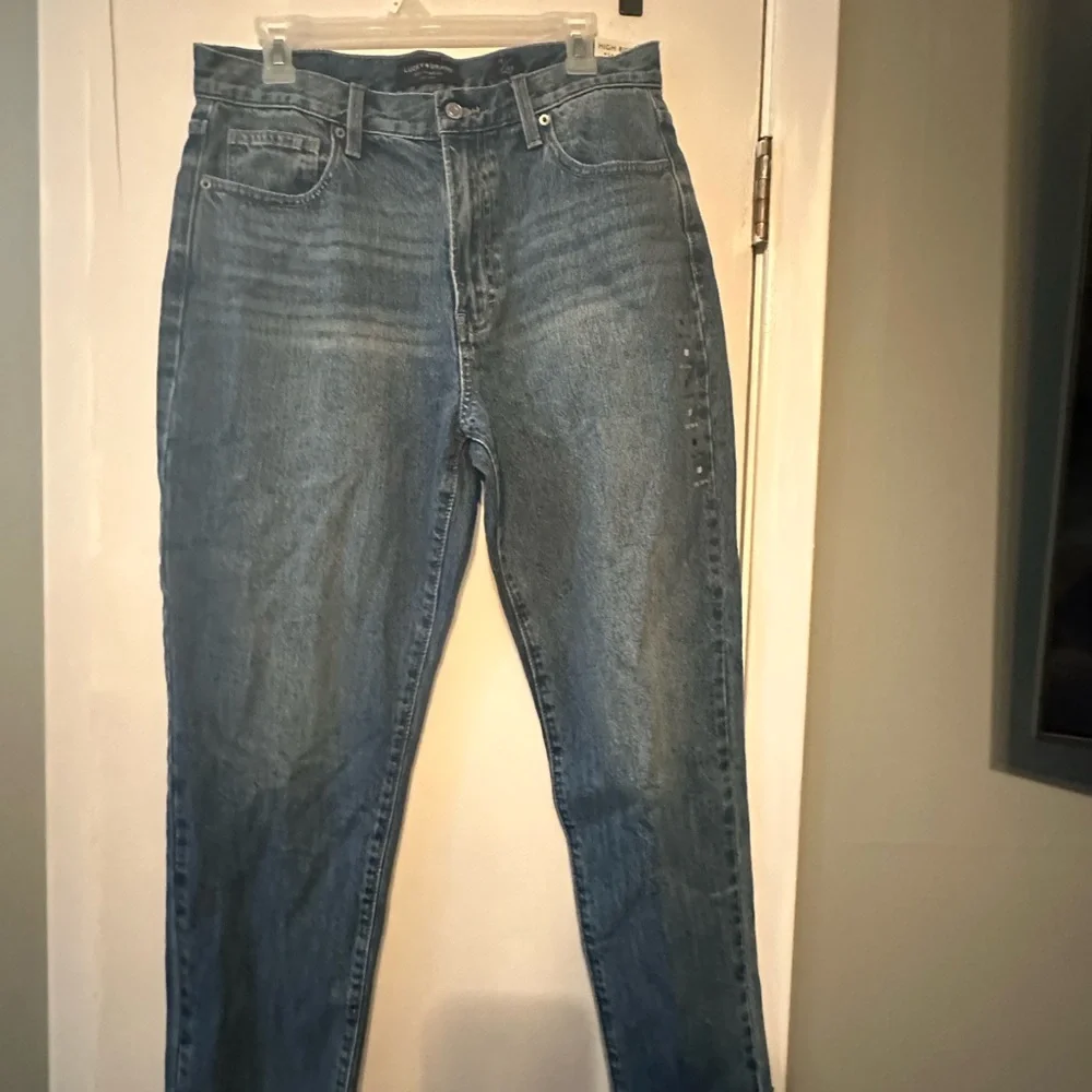 Lucky Brand- High Rise Mom Jeans- DREW 10/30A - Picture 4 of 5